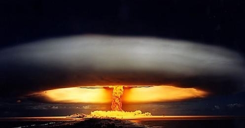 6月18日，伊朗国家媒体发文：今晚将发生一件让世界铭记几百年的大事件！
伊朗宣称