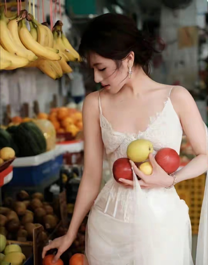 太明媚了李兰迪！！！！好美，好多彩的世界！ ​​​