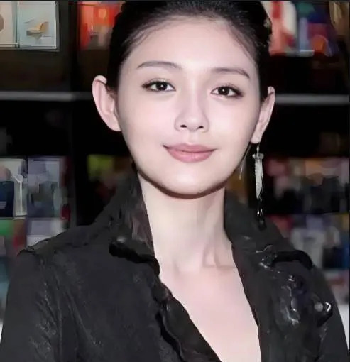 大S妈妈和汪小菲的矛盾











大S走了，留下了一堆烂摊子，S妈的