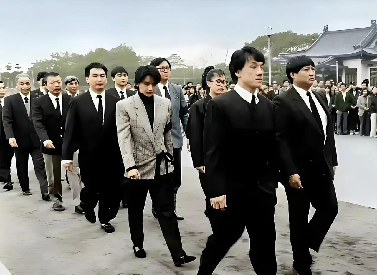 1988年在武打明星泛滥的时期，年轻帅气的成龙已经成为了亚洲武打明星的领衔人。在