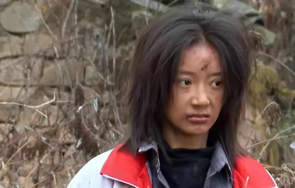 卜冠今拍戏的时候，一直NG，黄灿灿看后想要抢下卜冠今的角色，于是就和陈凯歌说：“