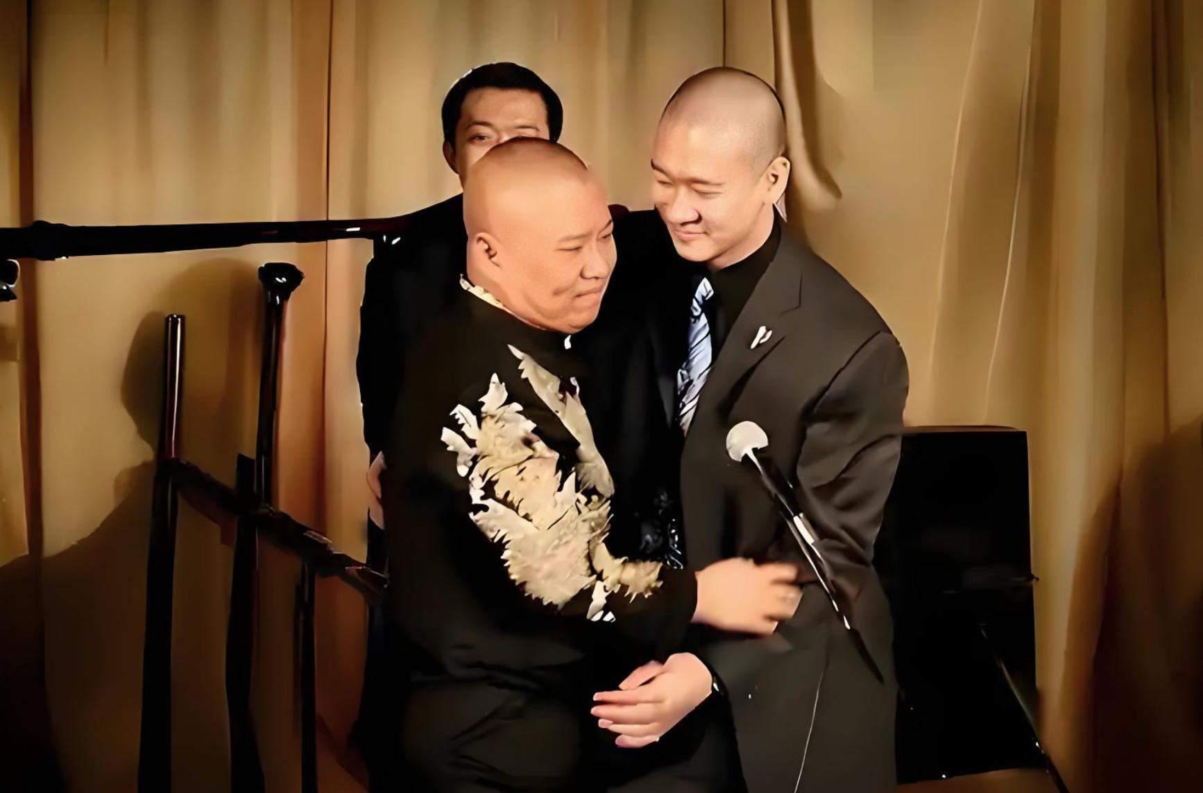 觉得曹云金挺好的，以前年轻气盛不懂事，犯了错误，后面随着年龄、阅历增长，也成熟了