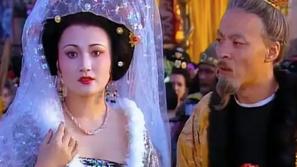 提问：如果马嵬坡兵变唐玄宗硬保杨贵妃结局会咋样？真相太恐怖了