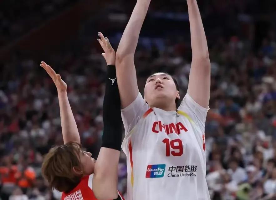 中国队亚洲杯第三名争夺战马上就要开始了，对手是韩国队。韩国队今天也想像日本队一样