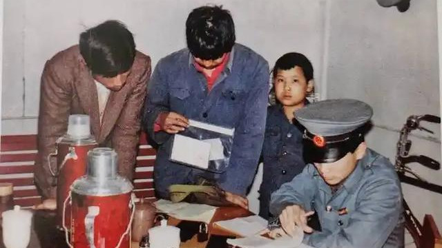 91年我正营转业，迎接上级检查时才发现，女县长竟是我当年带的兵