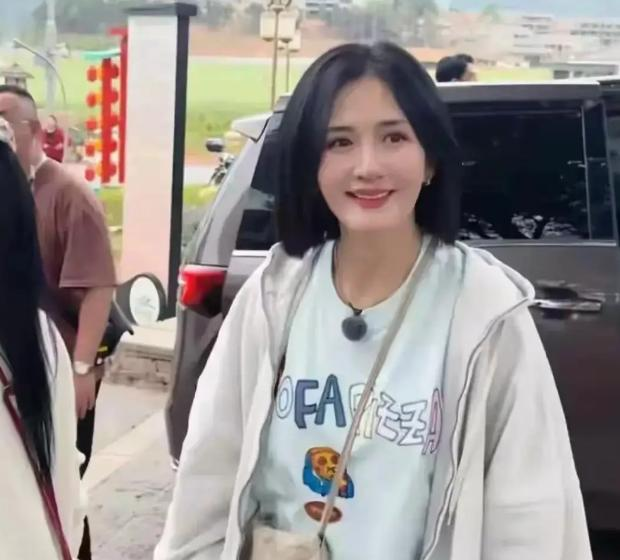 娱乐圈里，张杰和谢娜这对夫妻那可是人人艳羡，感情一直稳稳当当的。一个是有梗有料的