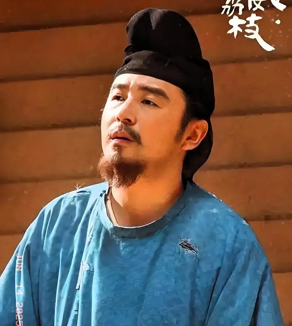 摸着良心说，《长安的荔枝》可能要火了  
不是因为它首播收视破1.7
也不是因为