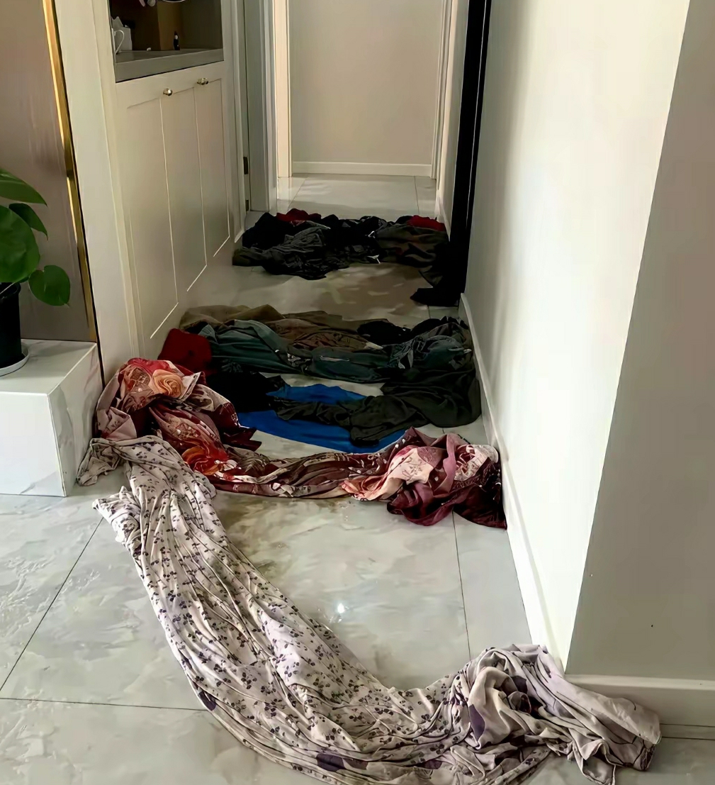 这辈子最后悔的事，就是买高层小区二楼 ​​​