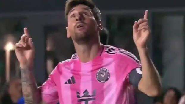 梅西8.7分热议中！替补出战成关键：连造两球助逆转，脚后跟助攻显神技