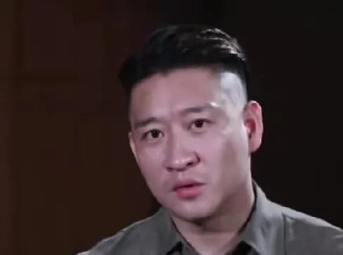 曹云金直播不如德云社











曹云金现在直播相声很火，但他内心很平