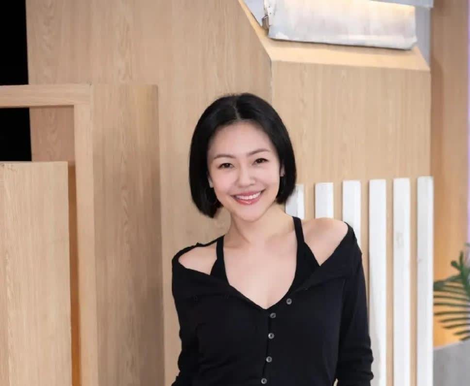 小S万万没想到，自己会随着姐姐的离去，事业会发生翻天覆地的变化！本以为大S的离去
