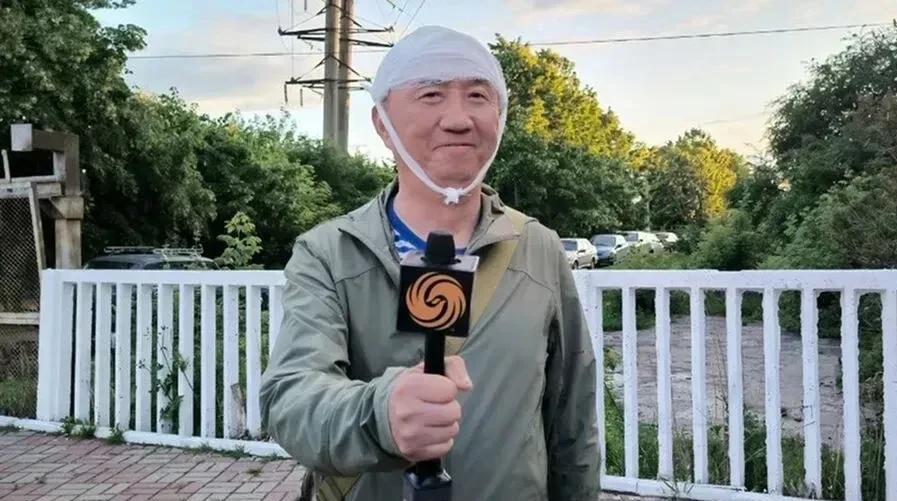 6月27日，凤凰卫视拍摄团队在库尔斯克州科列涅夫区进行采访时，遭乌军无人机袭击，