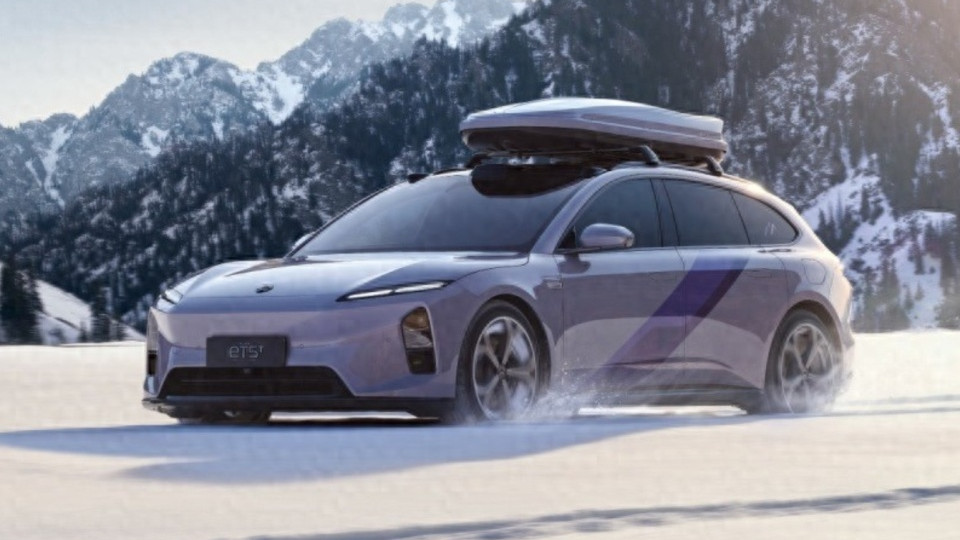 蔚来ET5远空套装限定版要来了，配专属拉花，12月16日上市