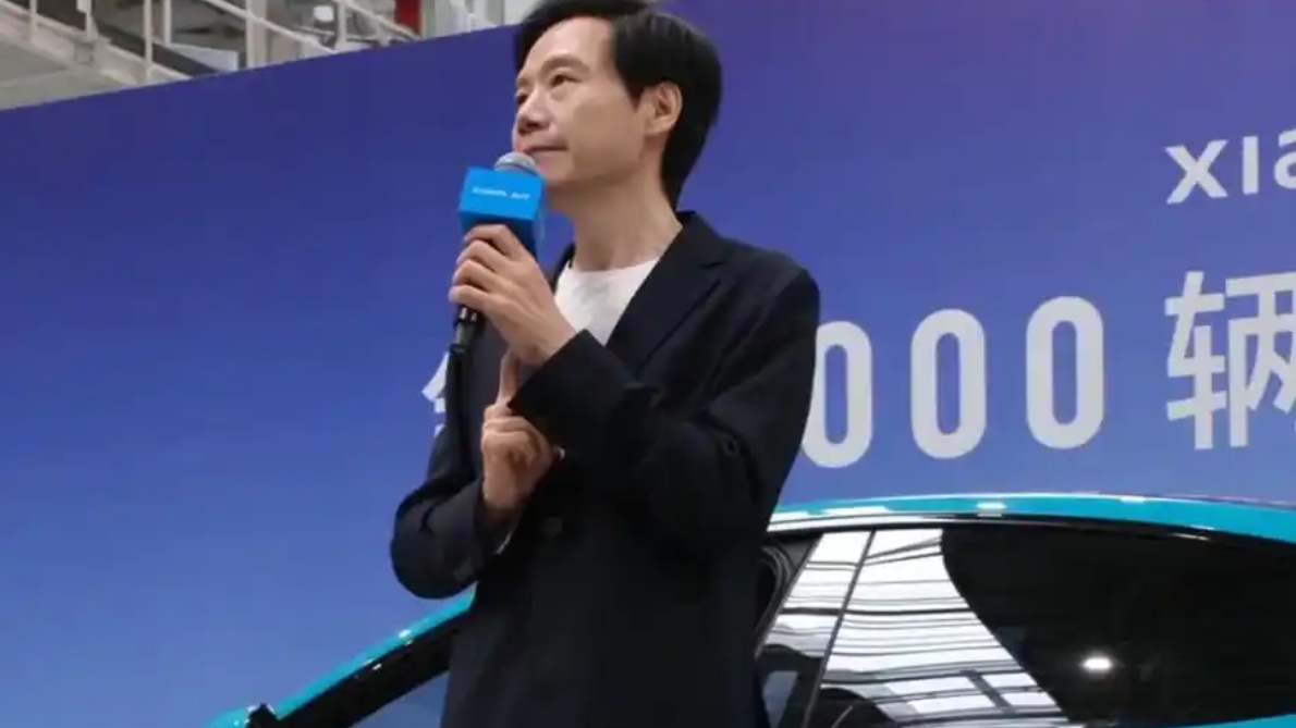 
小米的外债越欠越多，现在2级市场还在加价销售呢。
雷军现在不知是不是毁断了肠子