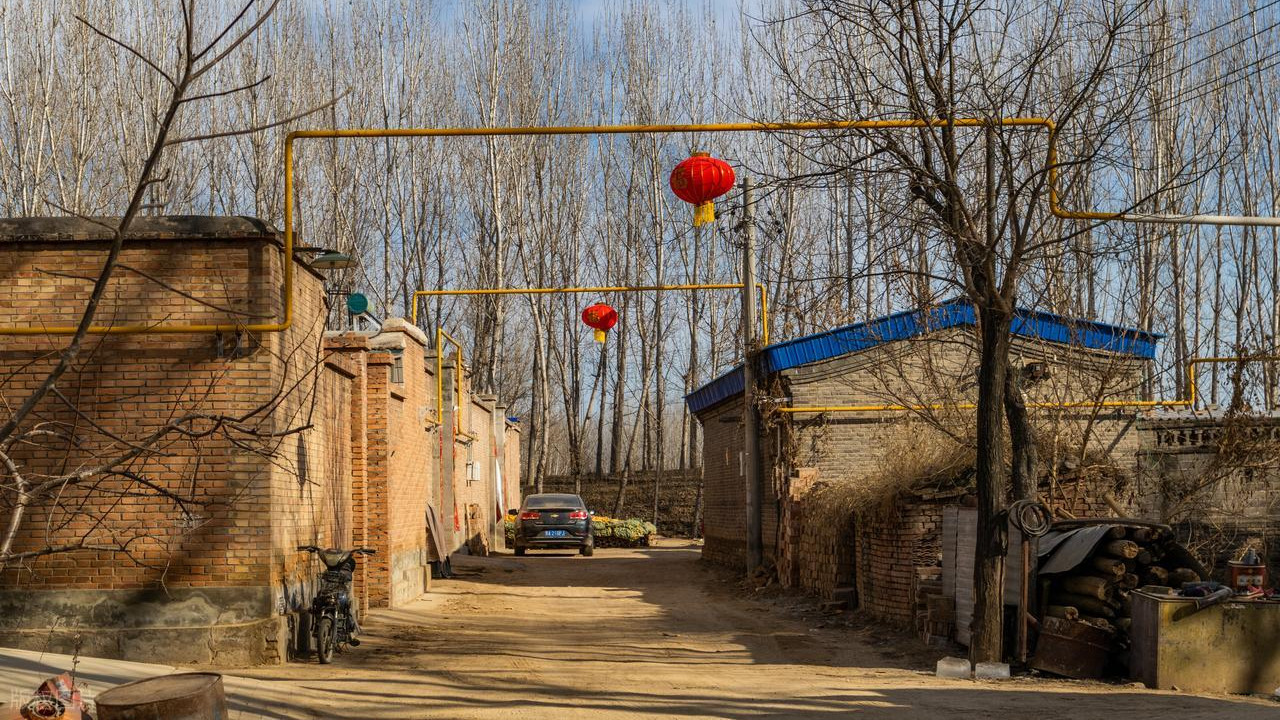 “门前三冲，人闲家穷”，究竟是啥意思？