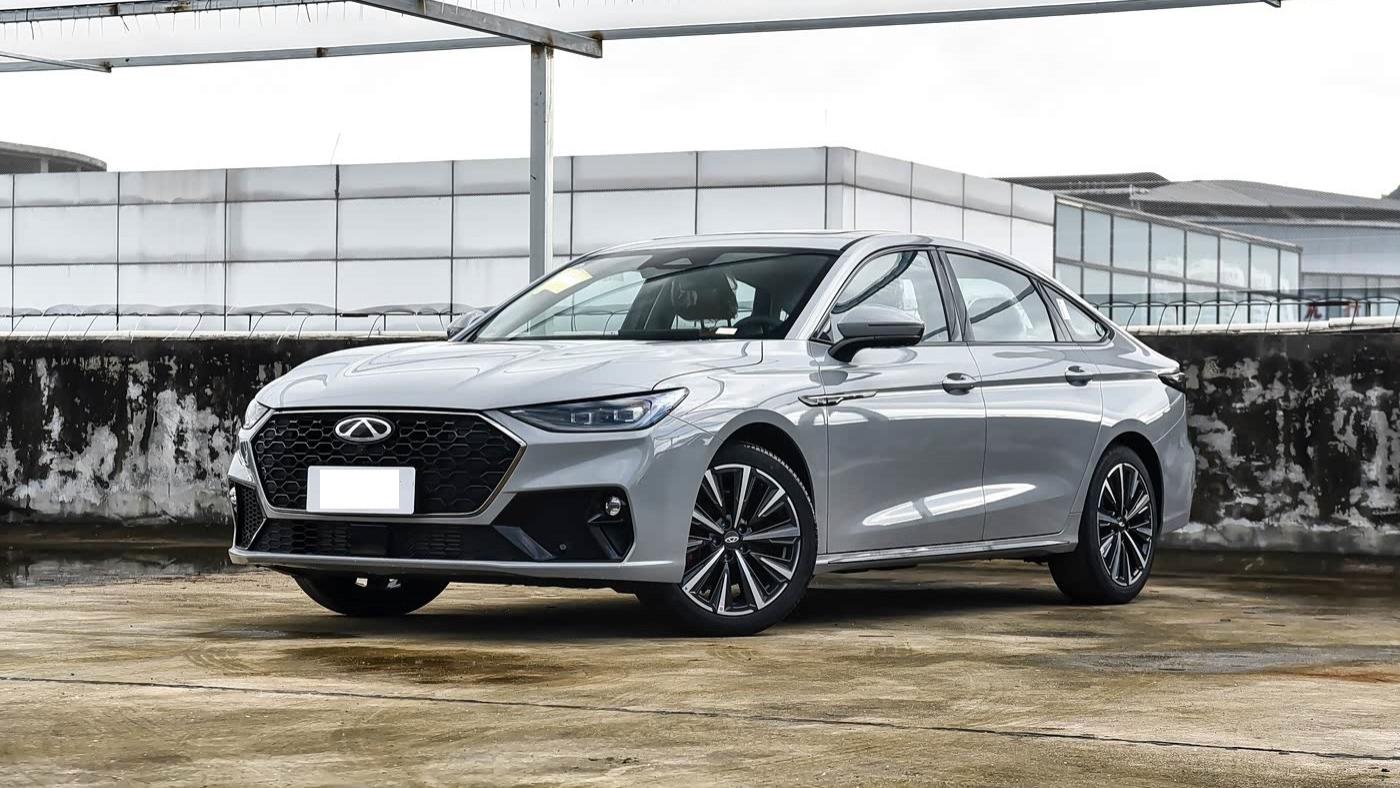 奇瑞艾瑞泽8 PRO新车型上市！动力小幅提升，限时13.29万，还看啥