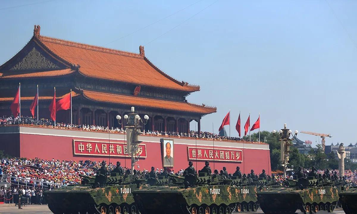 9·3阅兵可能出现的武器装备，轰-20基本不会出现
    歼-35隐身舰载机