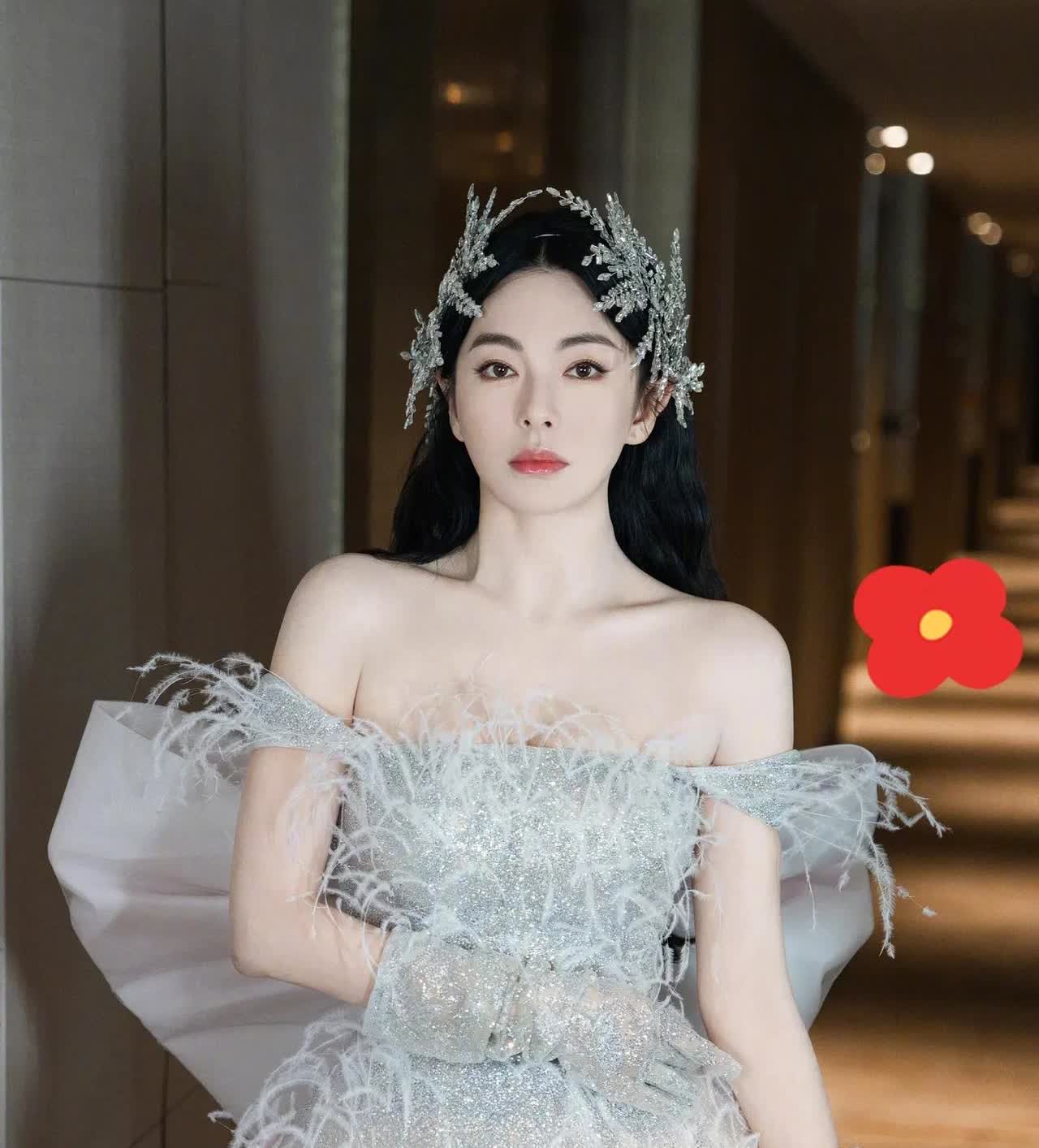 终于知道张雨绮为什么不结婚了！
不是没人馋她身子，
她有一个非常重要的点，那