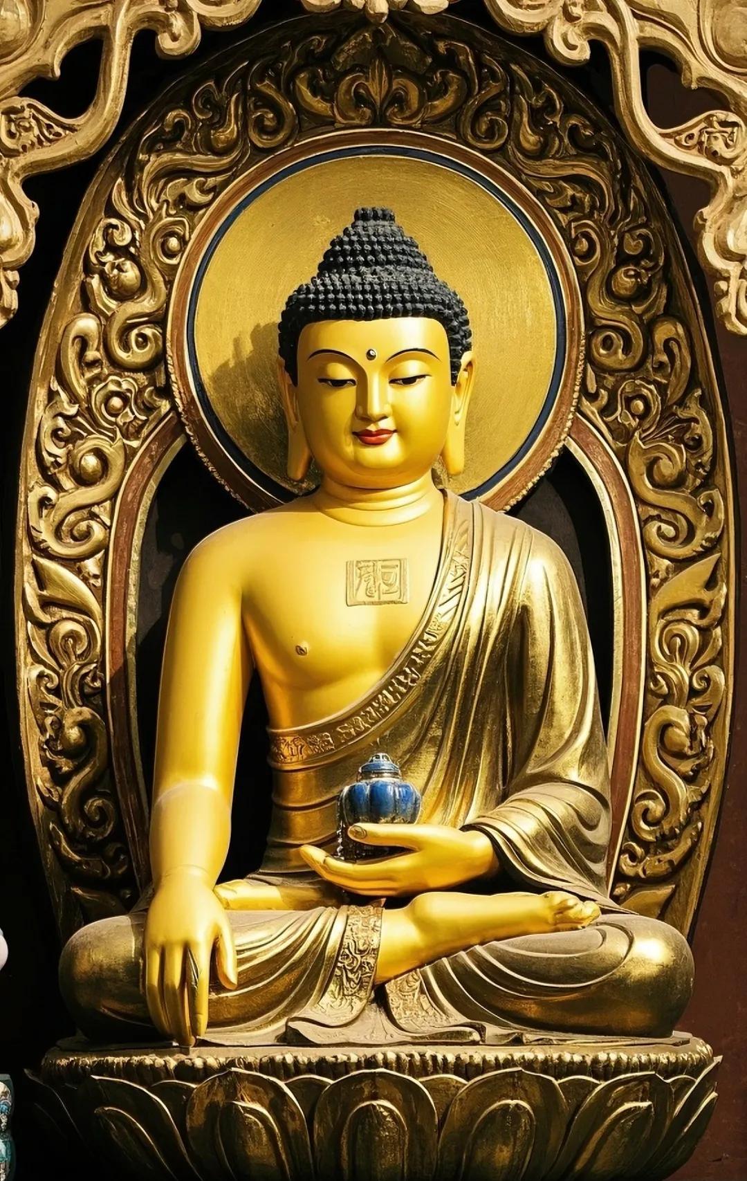 就在此刻，只要你接一句“云开见日”，所有阴霾都会一扫而空，往后的日子你会诸事顺遂