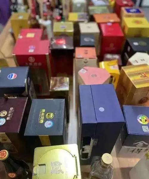 这几年，突然爱上了囤酒，我囤酒从来不急，放在电商购物架，时常关注到，一有大的优惠