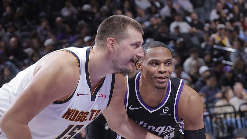 国王1.3亿“四核”仅得49分！被约基奇一人打爆，重建迫在眉睫