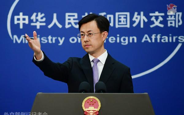 昨天日本和菲律宾首脑举行会谈，双方同意扩大安全领域合作反对单方面改变东海、南海现