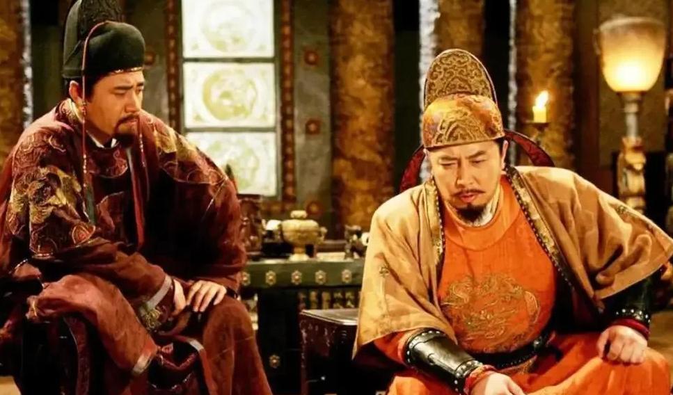 李世民发起玄武门之变时，太子李建成的亲信大将薛万彻率数千精锐攻打秦王府，准备釜底