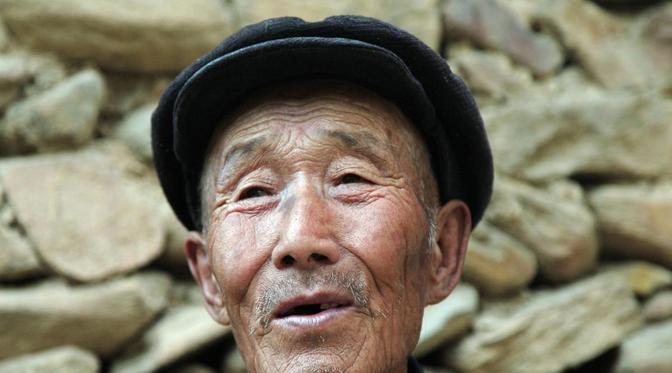 1933年，王天相参加红军，他主要负责保护地下工作者的安全。凭借着突出表现，王天