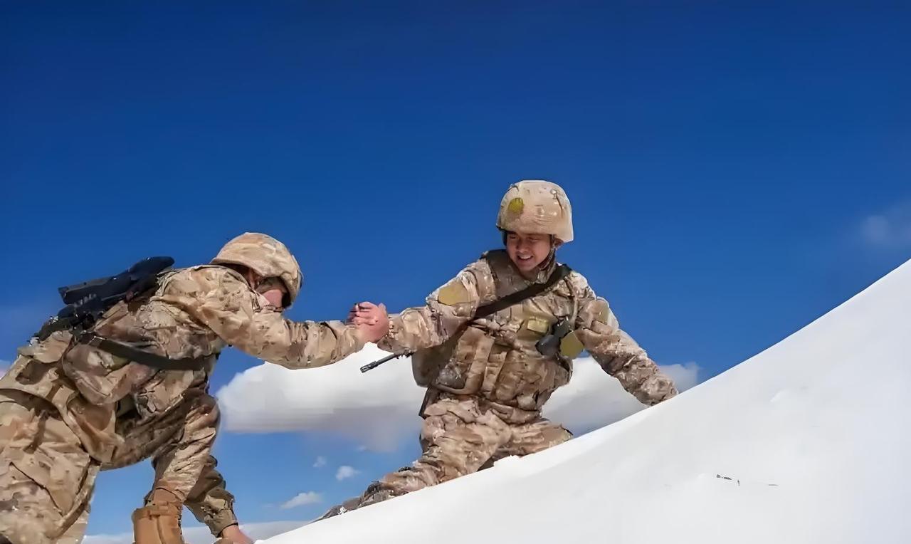 原本副营职到头就要被安排转业的战友老王时来运转，得到贵人相助，一直工作到技术九级