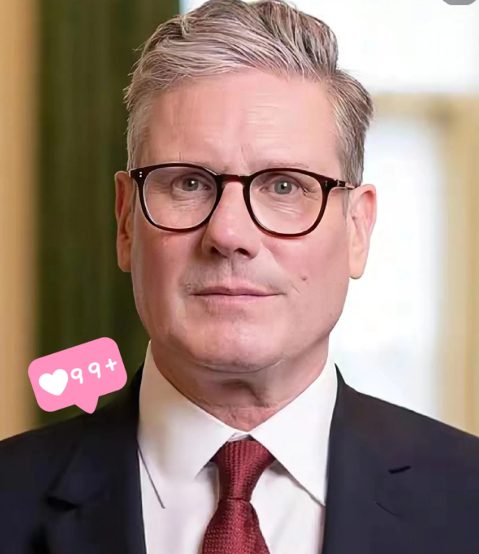万万没想到 
英国突然转向了！

2025年7月25日，英国首相基尔·斯塔默首次