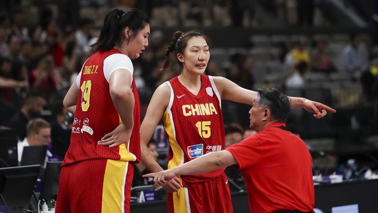 就在今天，中国女篮完成首堂训练课，两人暂时缺席 热身赛赛程确定
