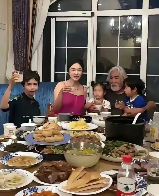 分不清是儿子还是孙子。！！！！！