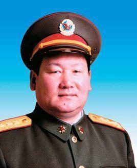 1983年6月，陆军第190师长刘精松跨级升为第64军军长（湖北石首县人）。
刘