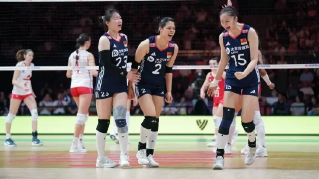 世联赛北京站中国女排3:0战胜法国女排
6月7日晚，2025世界女排联赛中国北京