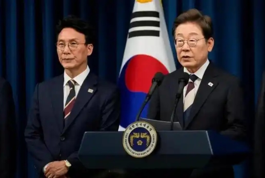 万万没想到，收到中方贺电不到两小时，李在明就火速提拔了一位总理上台！

看看邻居