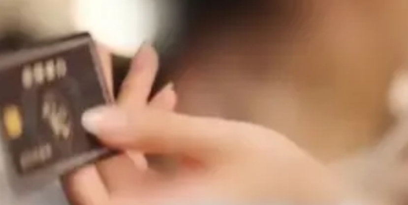 【孕期出轨男子诈骗情人6万给妻女用被判刑三年】孕期出轨男子诈骗情人6万获刑3年 