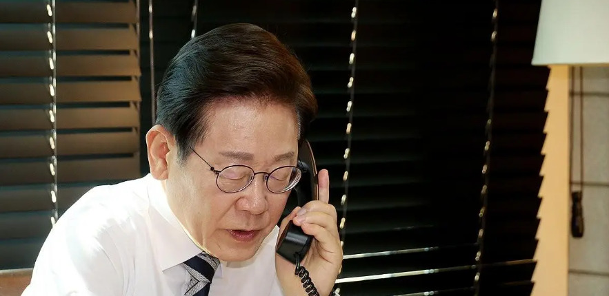 中方给韩国总统提了四个要求











---











