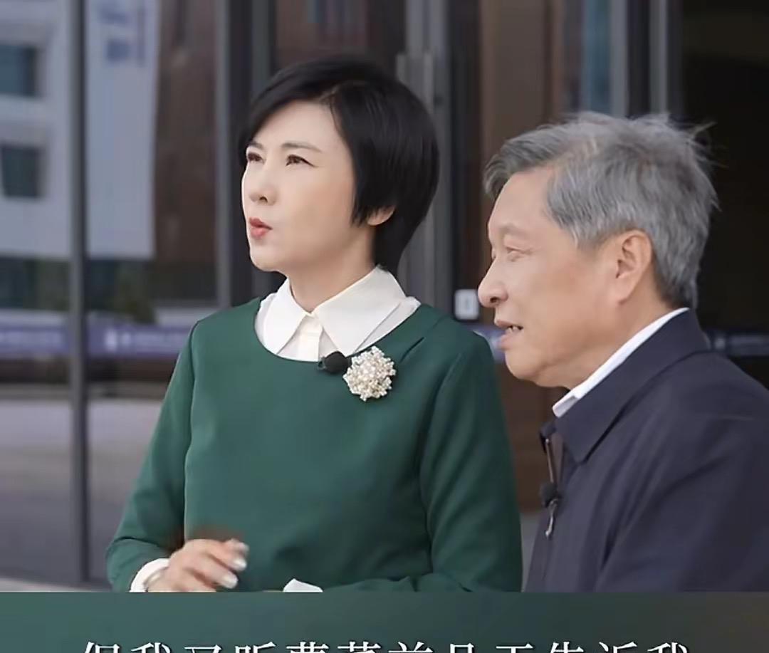 吴小莉作为凤凰卫视主持人，近一个月两次现身福耀科大。6月5日她晒出采访曹德旺、王