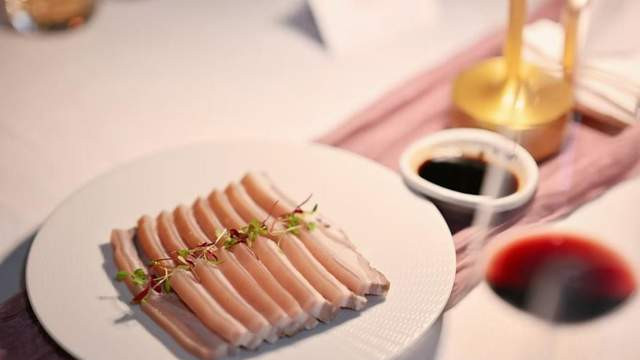 初冬美食美酒赏味：玩转新疆与沿海的疆鲜融合