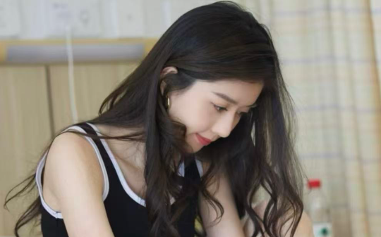 扶弟魔女子三婚带三娃，索要58万彩礼为弟弟娶妻，结婚第二天就结扎