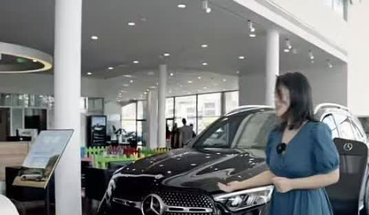 还在为买电车油车纠结发愁的朋友，坐下来我跟你算一下

你花10几万买一台油车