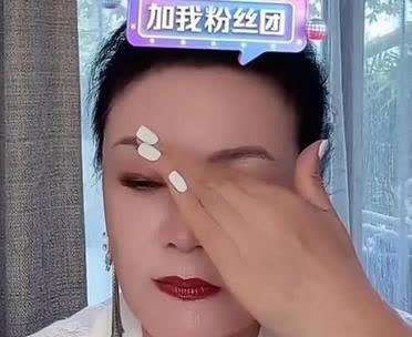 张兰直播间哭诉：小玥儿渴望的不是兴趣班