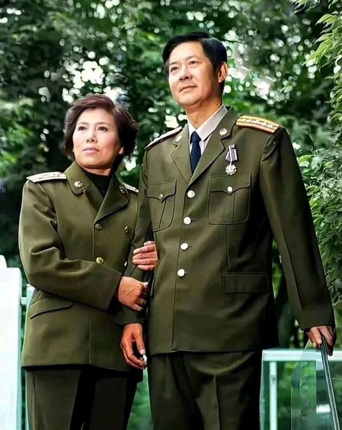 1984年7月到1985年6月，齐有为和石继军夫妻一同参加了为期一年的老山轮战！