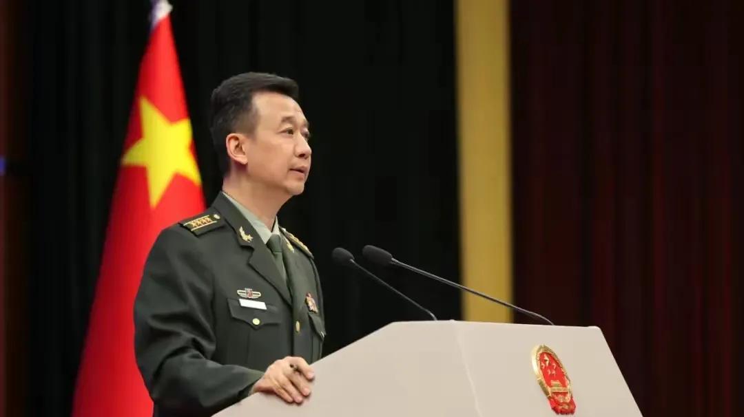 最近中国国防部的记者会上，吴大校批评美国总是背信弃义，做了很多让人意外的事。说完