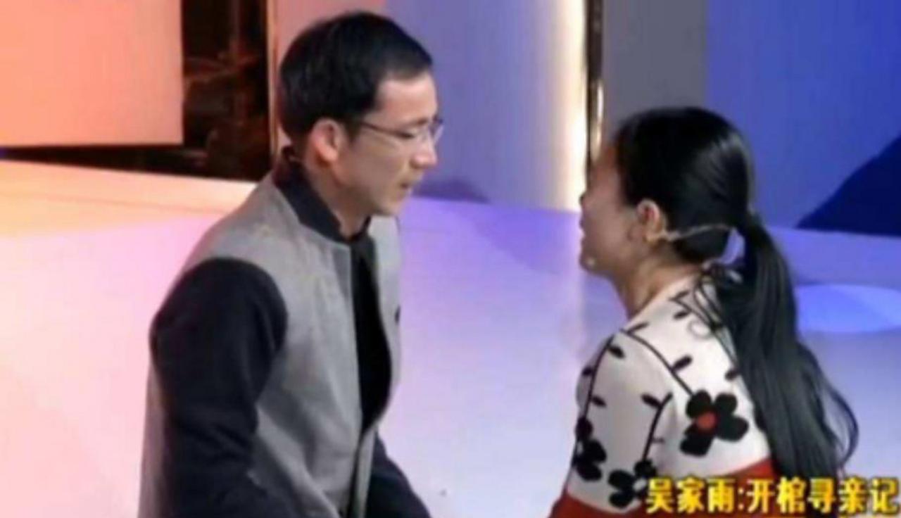 1992年，湖北1对夫妻自杀去世，留下仅6岁的女儿，25年后，女儿竟然不顾全村人
