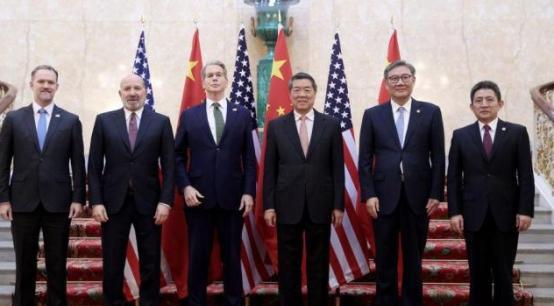 中美经贸代表团在伦敦原则上达成了一个协议框架。这次谈判持续了两天，显然触及了很多