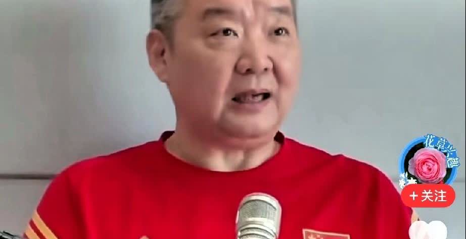 前中国青年女排主教练李焕宁谈中国女排，主要涉及两个问题

一、集训期间请男排