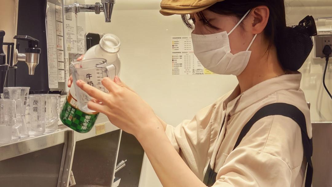 为什么现在的大学生创业不开奶茶店了？