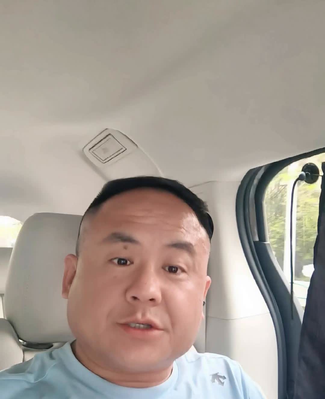 M824小时大定太多了。
就在刚刚问界M824小时大定的消息来了，这个消息是经
