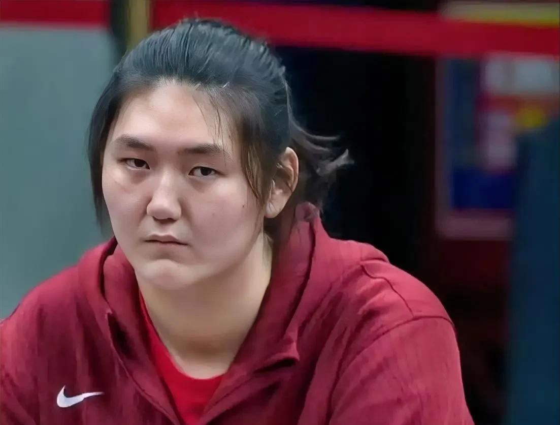 张子宇最害怕的事情还是来了，
不是上场时间太少，
也不是被重点防守，而是
对手对